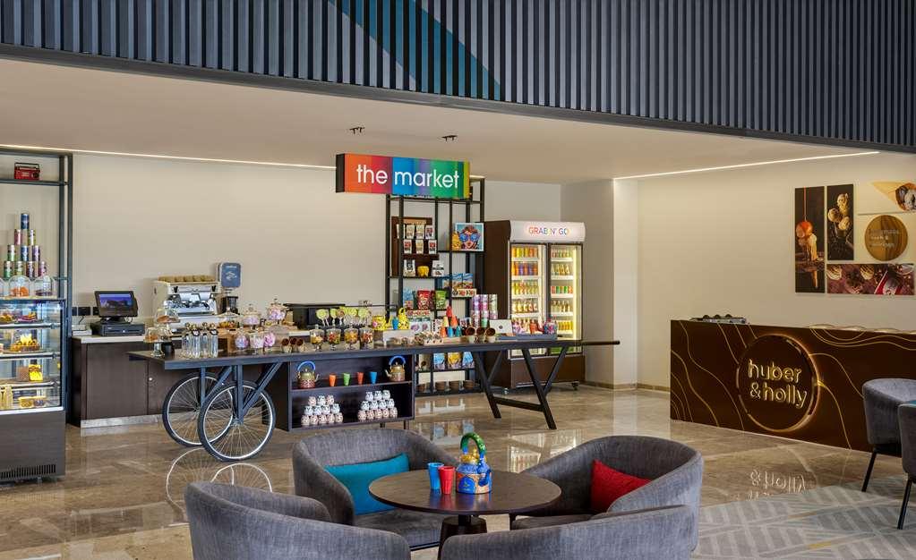 Hyatt Place Vadodara Restaurant foto